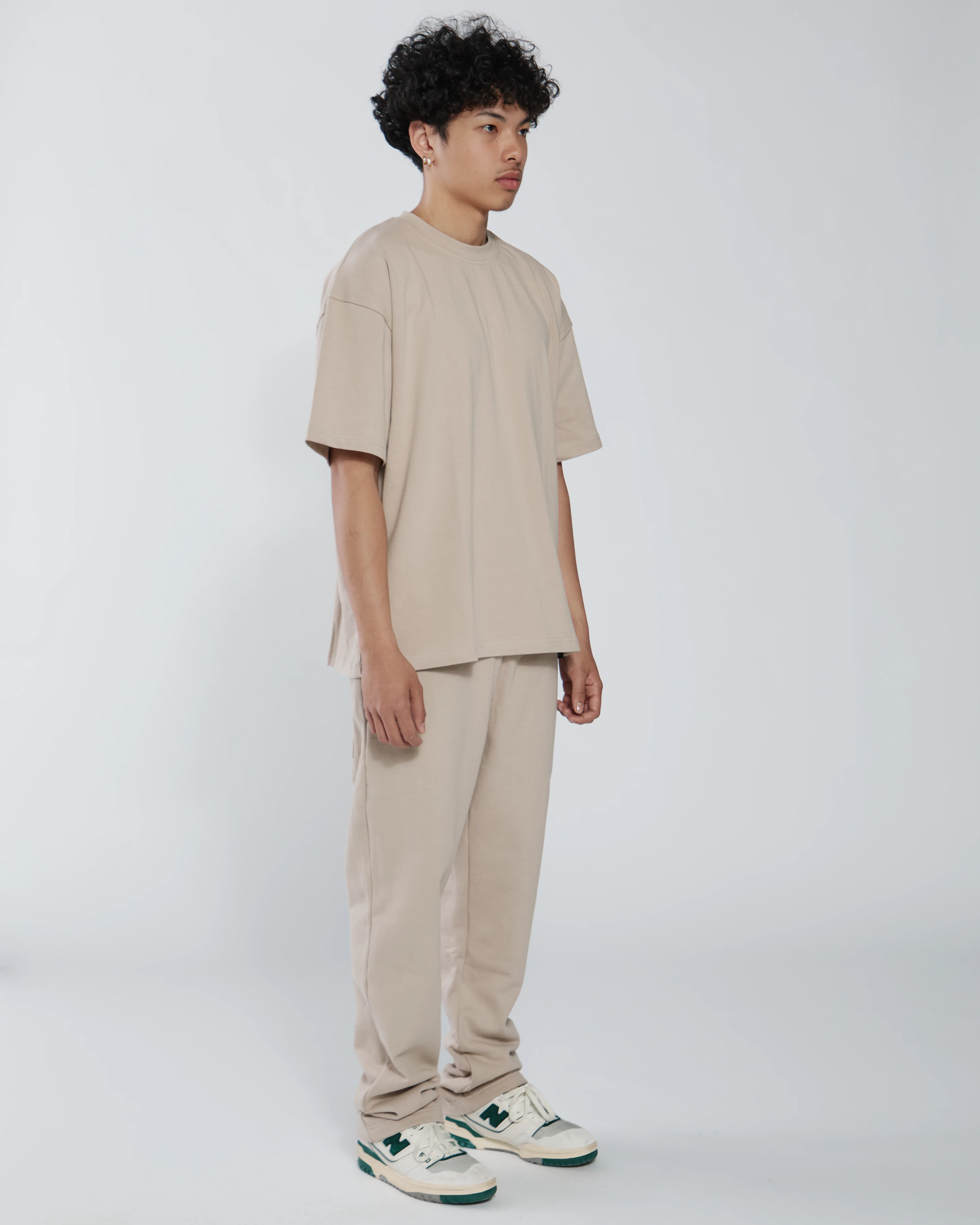 1013-open-bottom-sweatpants-desert-3.webp Open Bottom Sweatpants - Desert