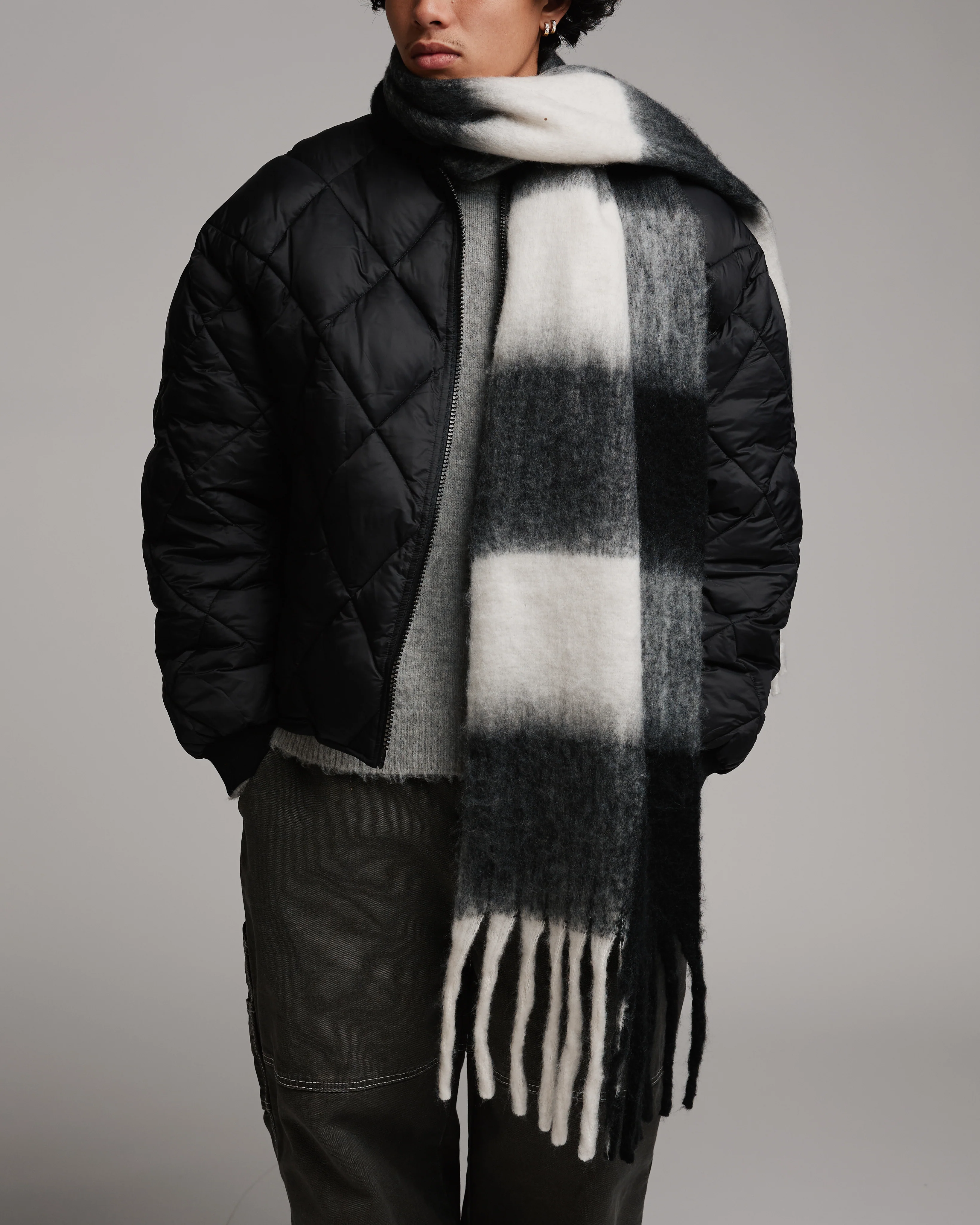 Oversized Scarf - Black/White