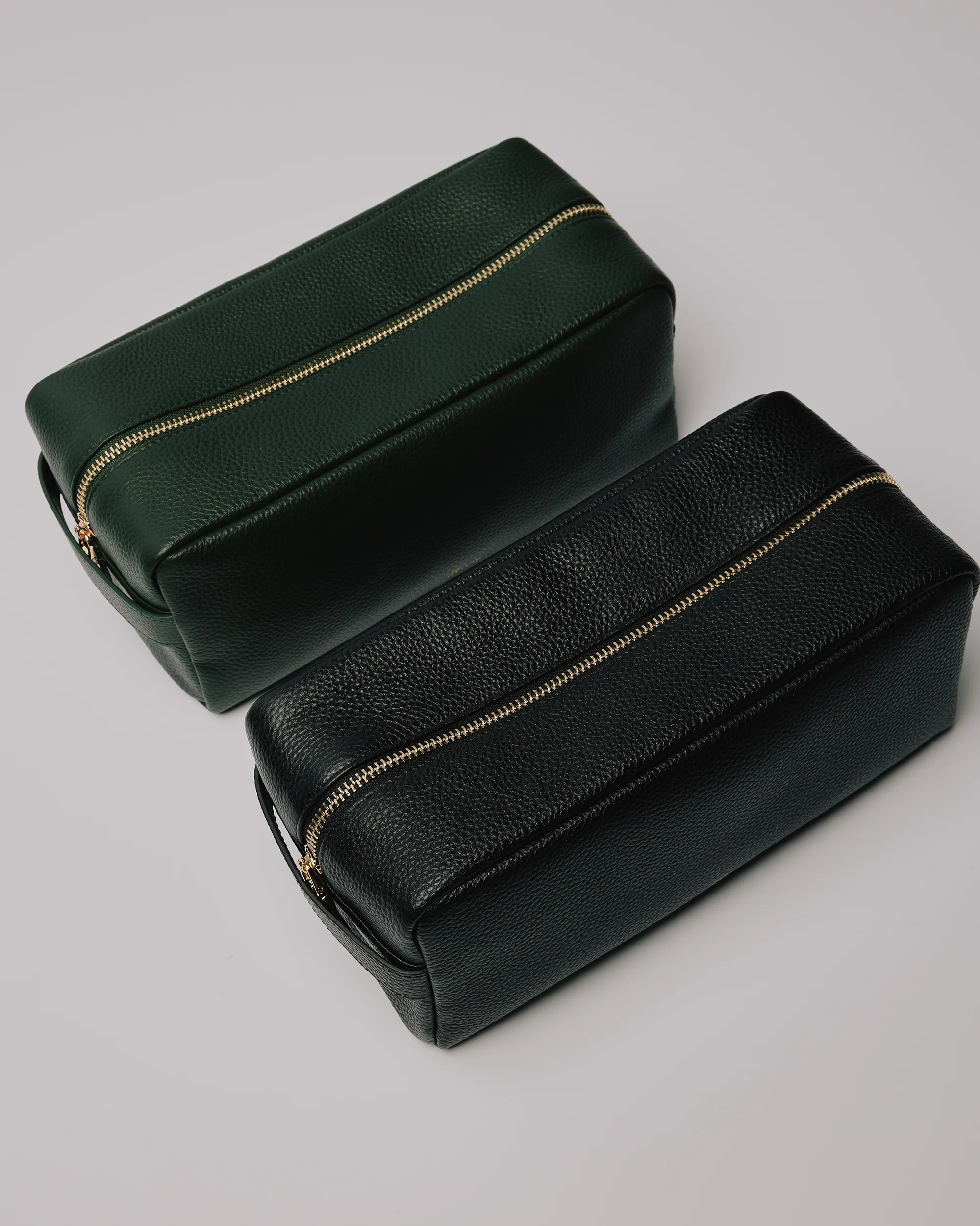 1208-signature-travel-bag-forest-green-5.webp Signature Travel Bag - Forest Green