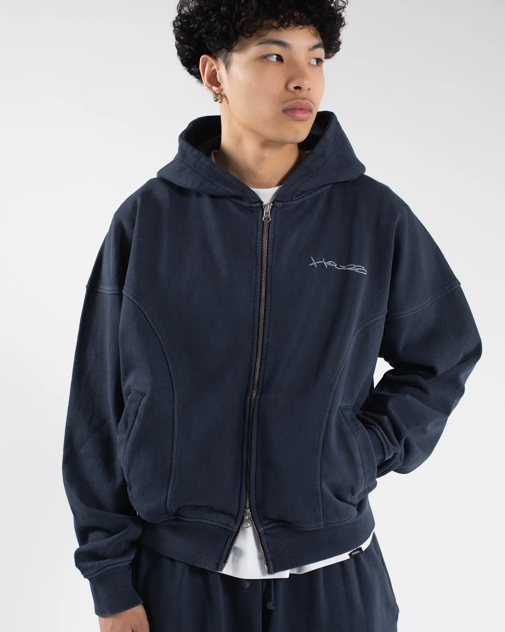 1221-signature-zip-hoodie-vintage-navy-3.webp Signature Zip Hoodie - Vintage Navy