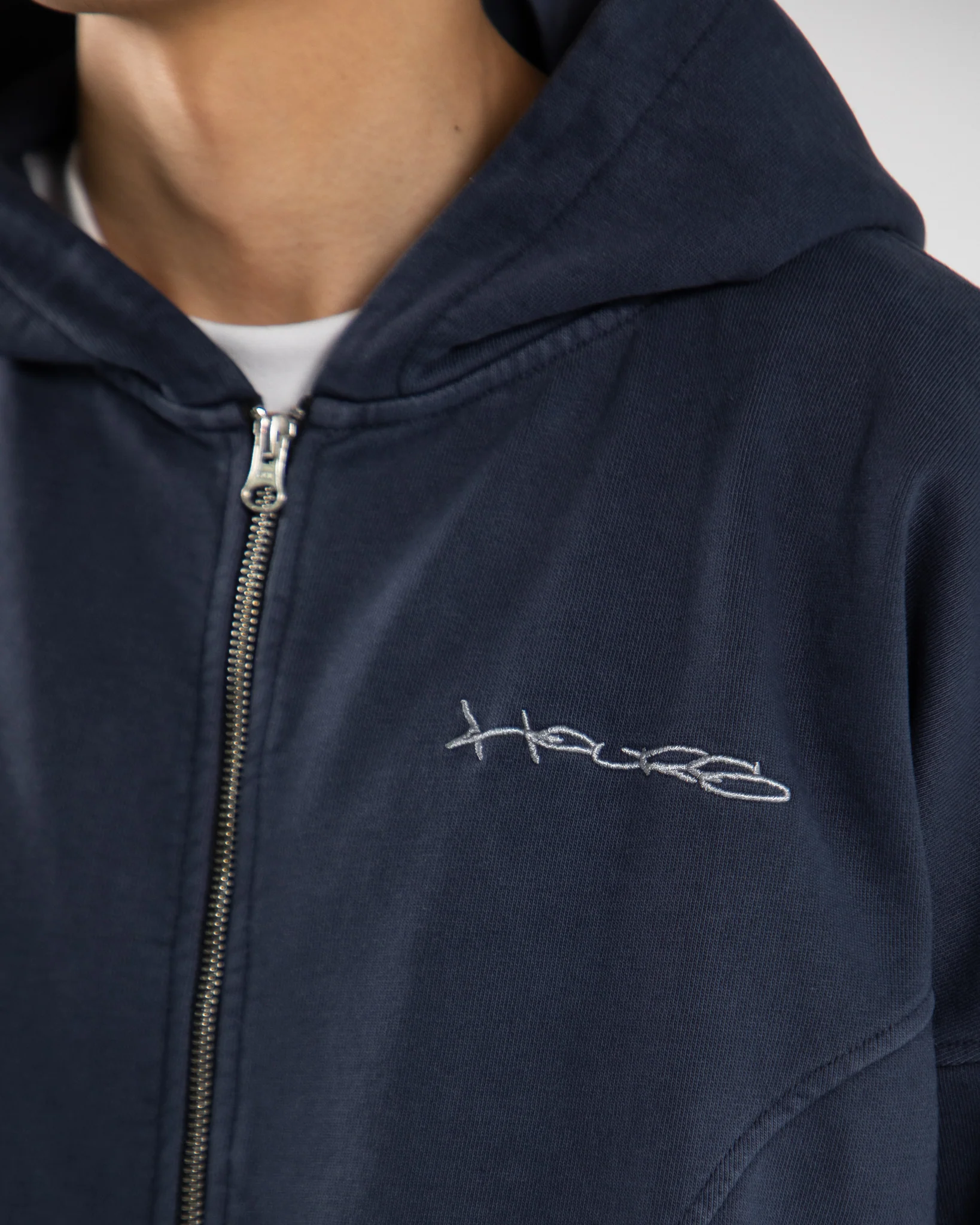 1221-signature-zip-hoodie-vintage-navy-7.webp Signature Zip Hoodie - Vintage Navy