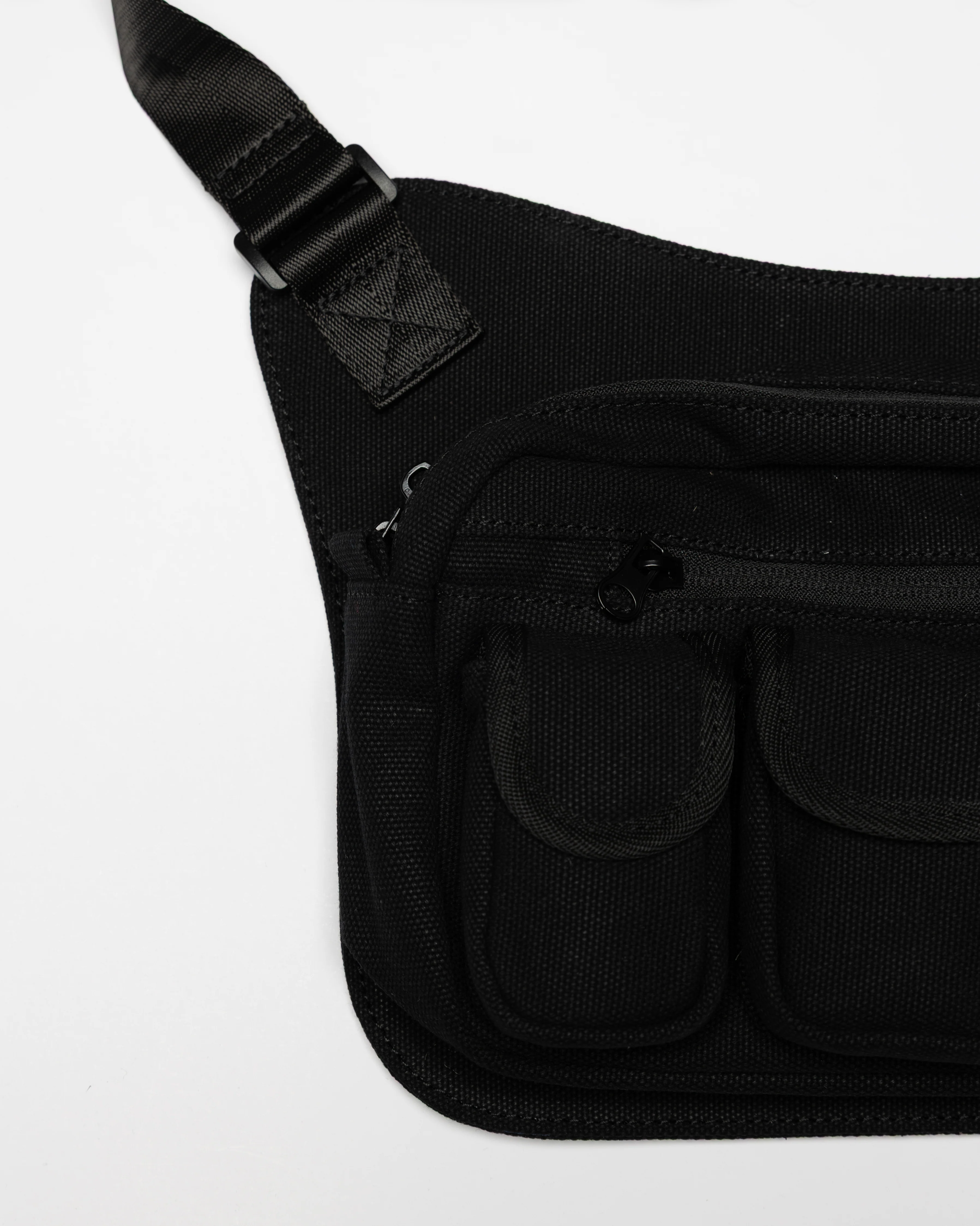1303-utility-bag-v2-black-5.webp Utility Bag V2 - Black