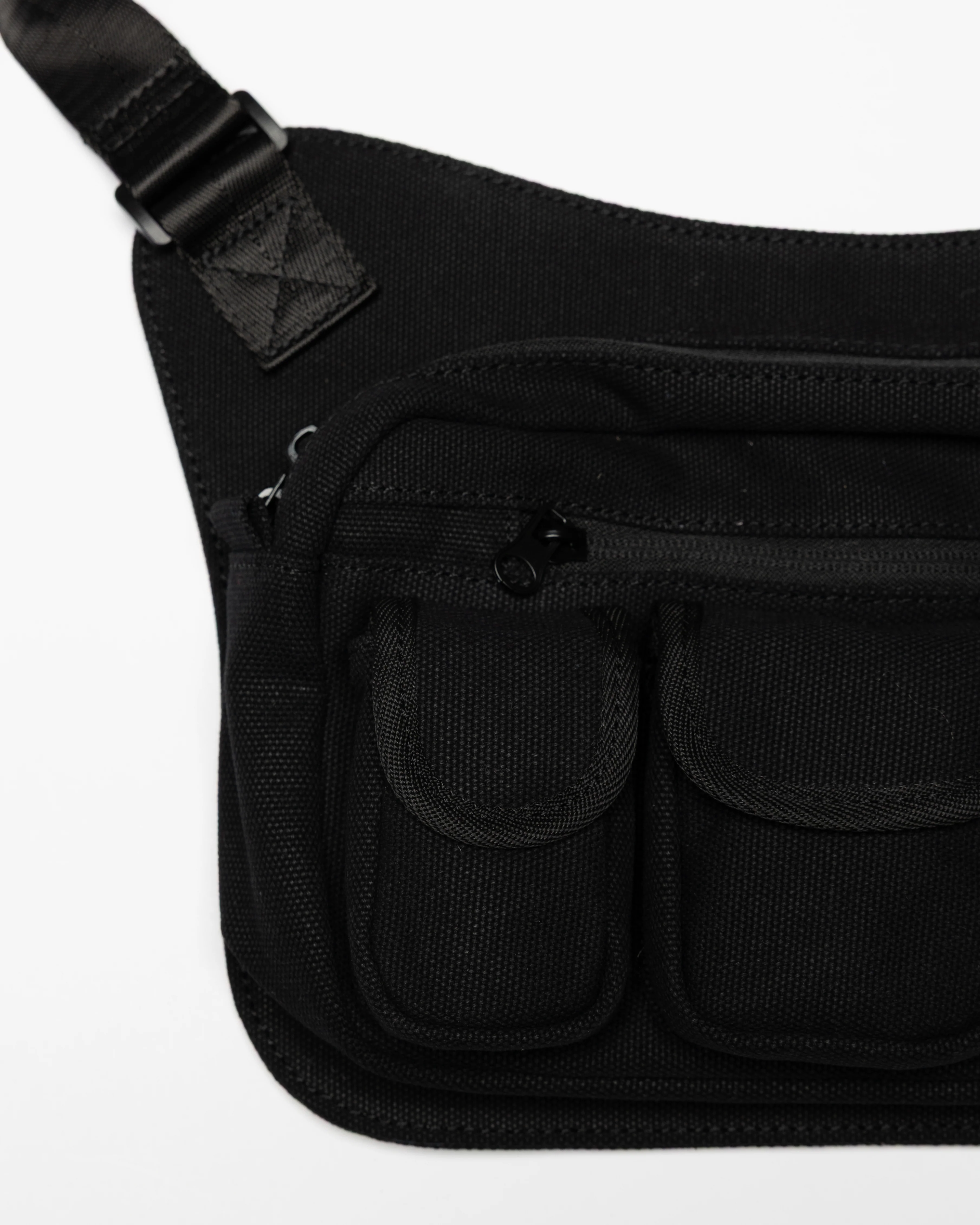 1303-utility-bag-v2-black-8.webp Utility Bag V2 - Black