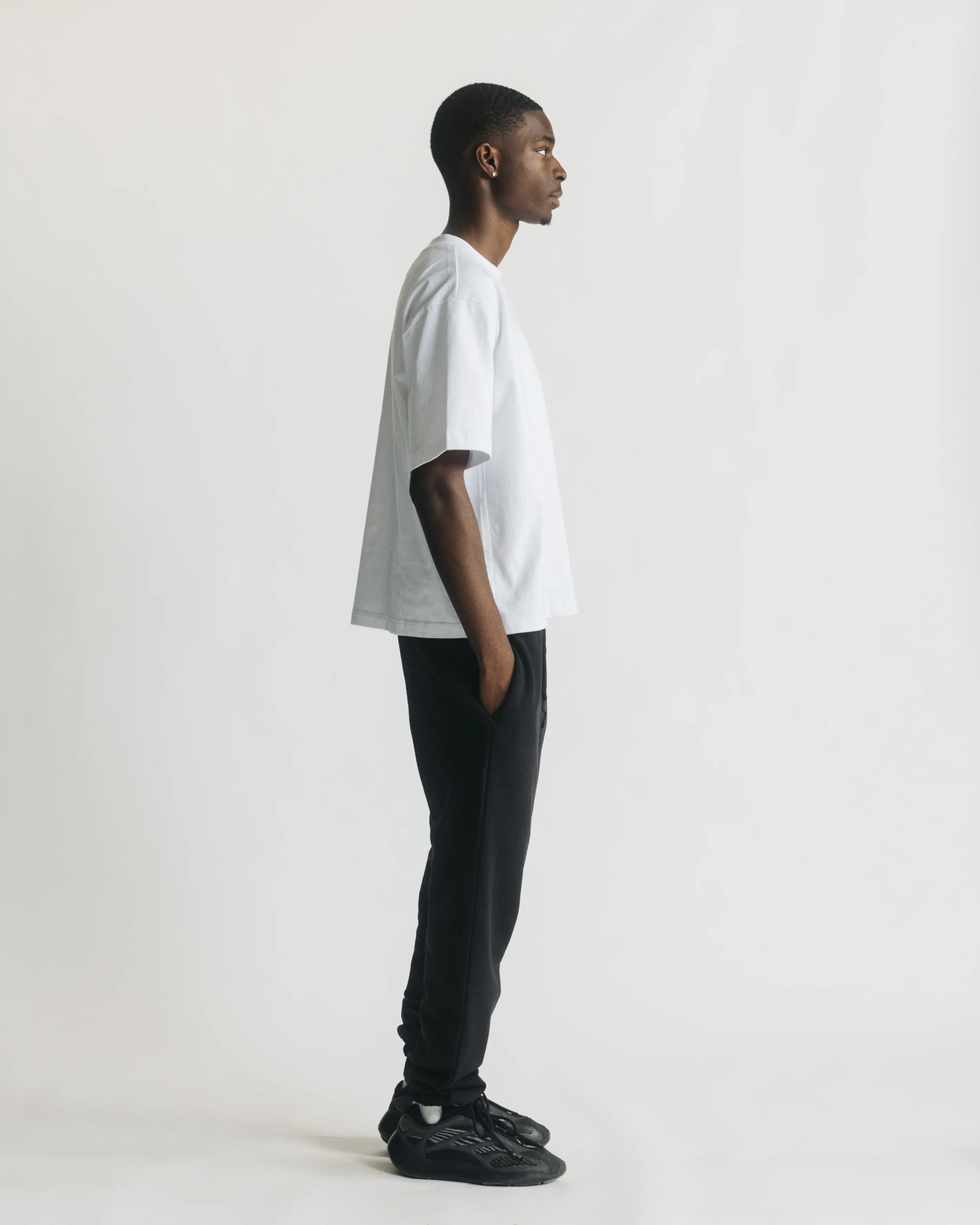 1407-classic-sweatpants-black-3.webp Classic Sweatpants - Black