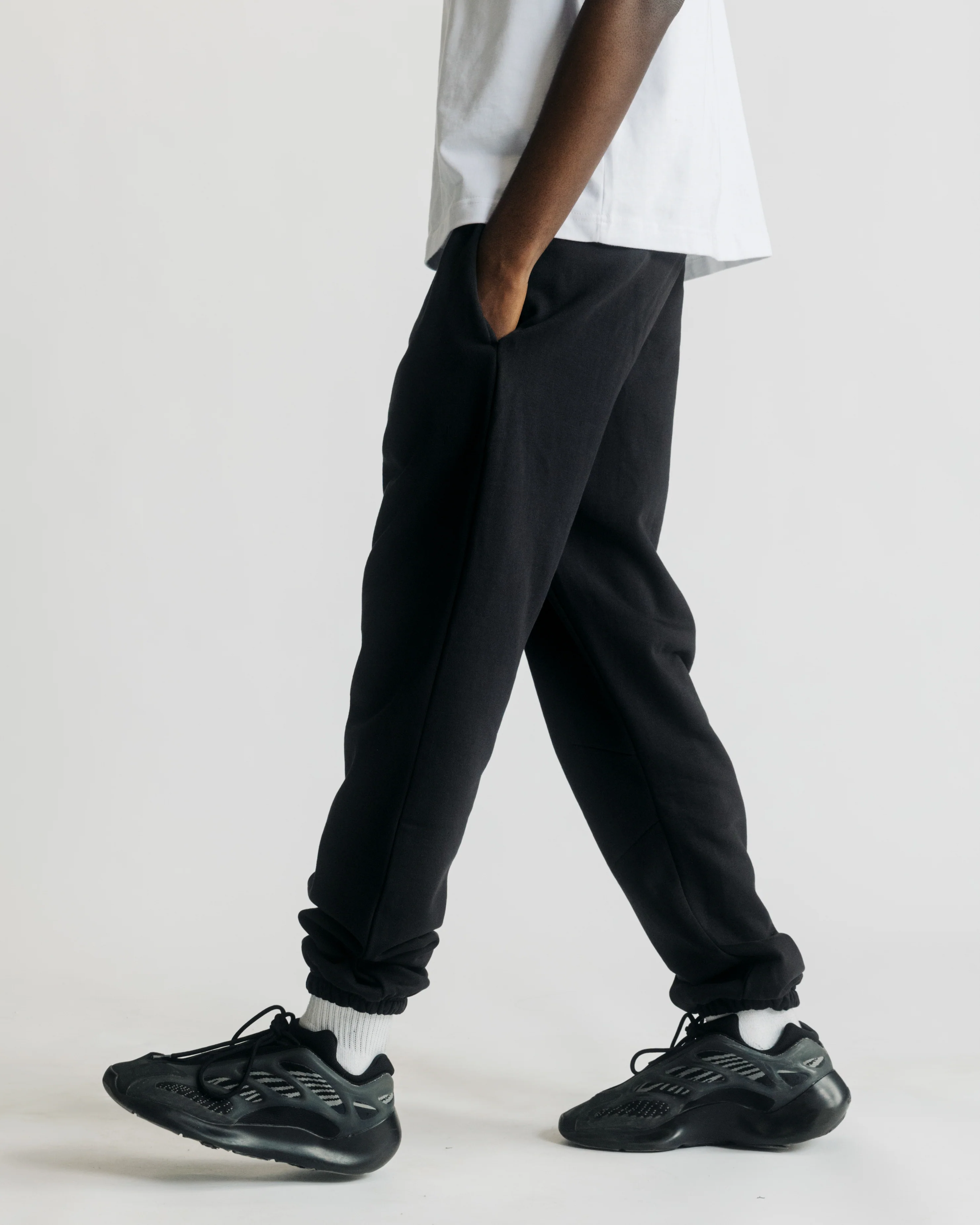 1407-classic-sweatpants-black-6.webp Classic Sweatpants - Black