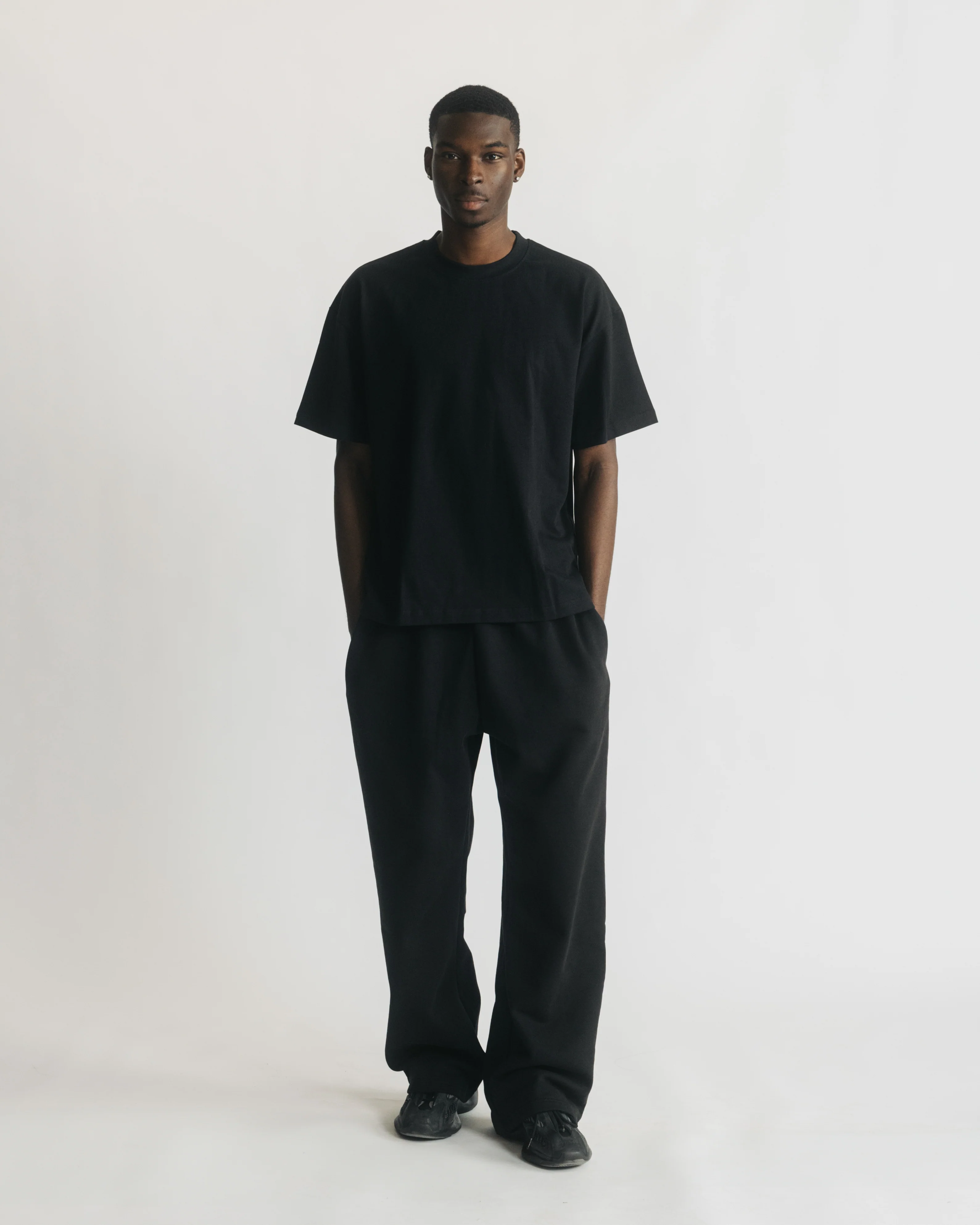 Cropped T-Shirt - Black
