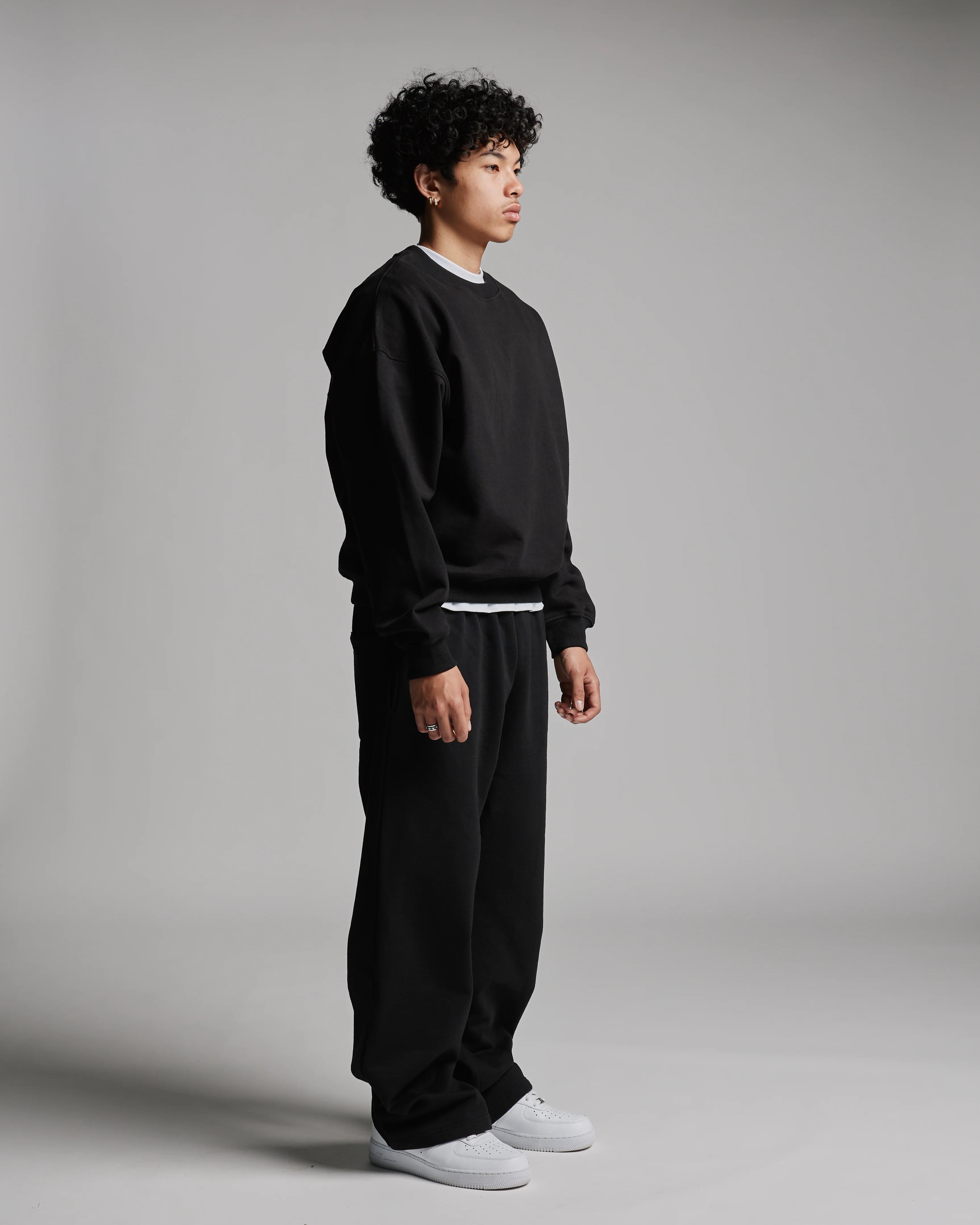 1690-drop-shoulder-crewneck-black-3.webp Drop Shoulder Crewneck - Black