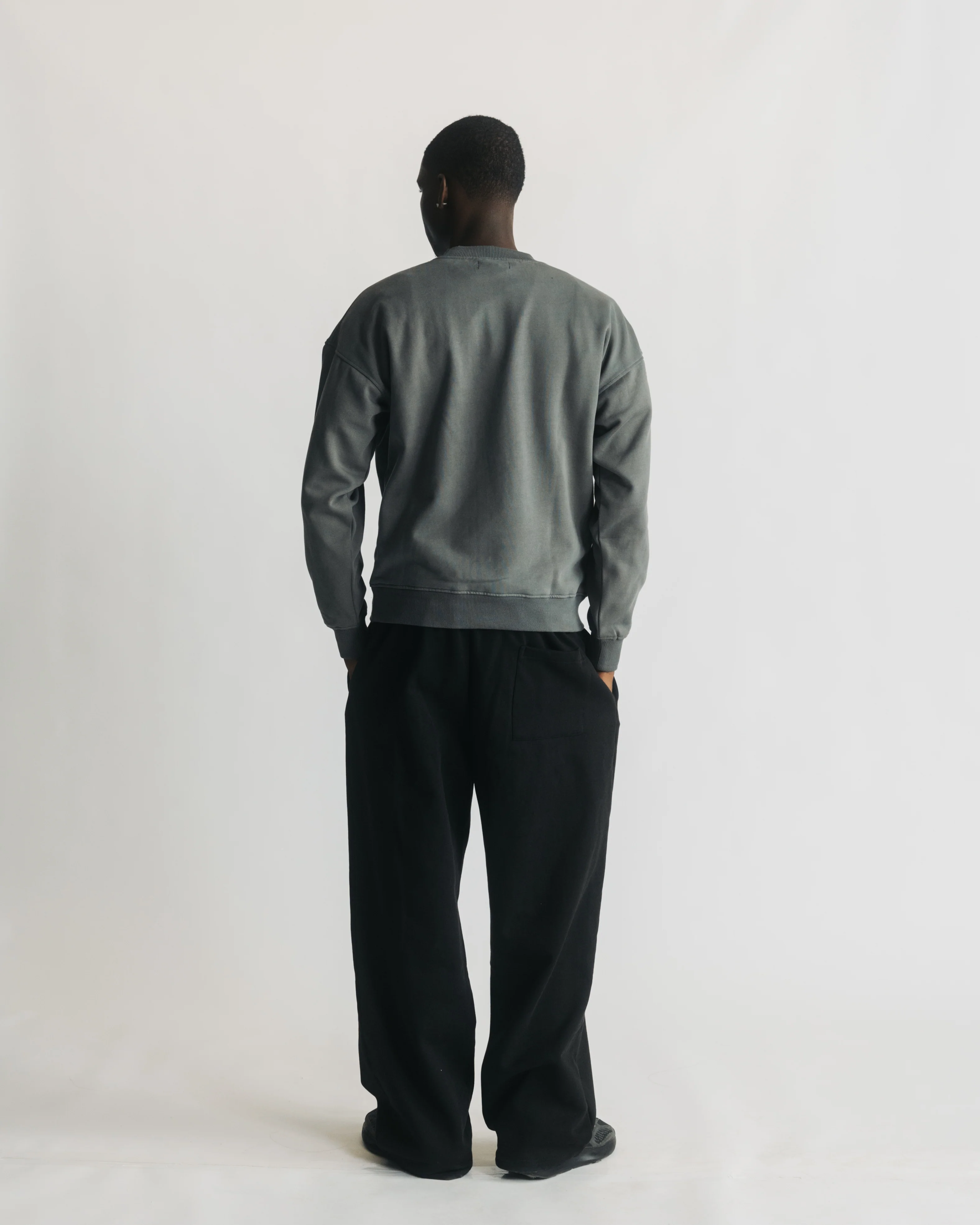 1696-drop-shoulder-crewneck-charcoal-5.webp Drop Shoulder Crewneck - Charcoal