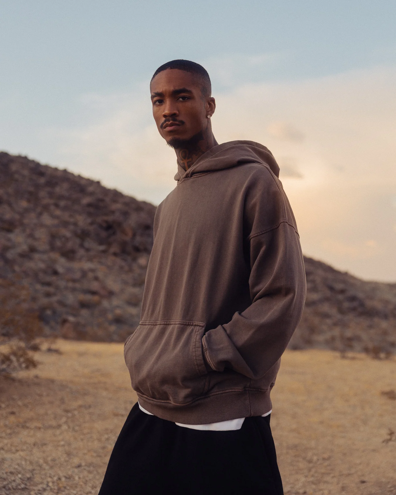 1822-drop-shoulder-hoodie-vintage-brown-8.webp Drop Shoulder Hoodie - Vintage Brown