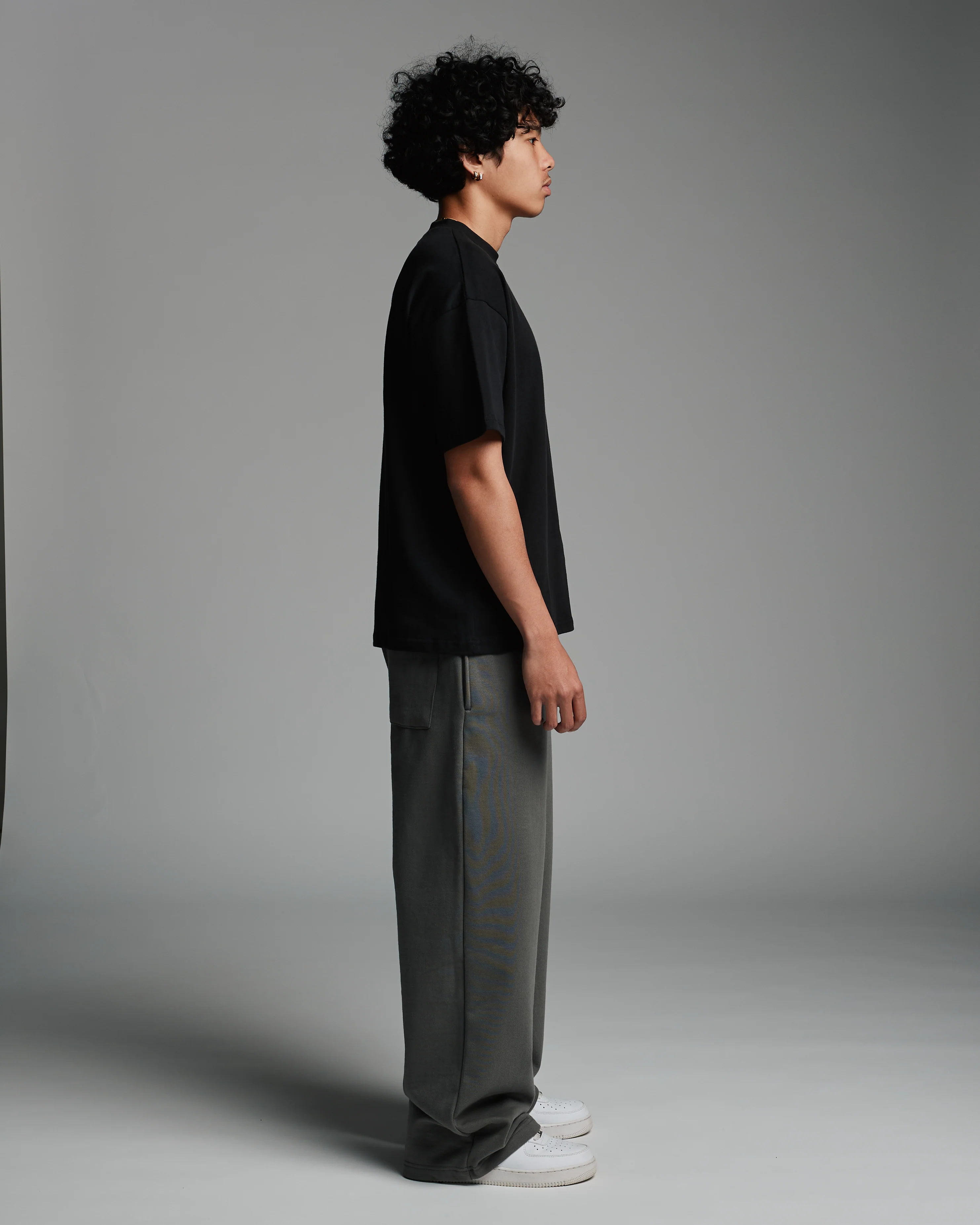 1852-drop-shoulder-t-shirt-black-4.webp Drop Shoulder T-Shirt - Black