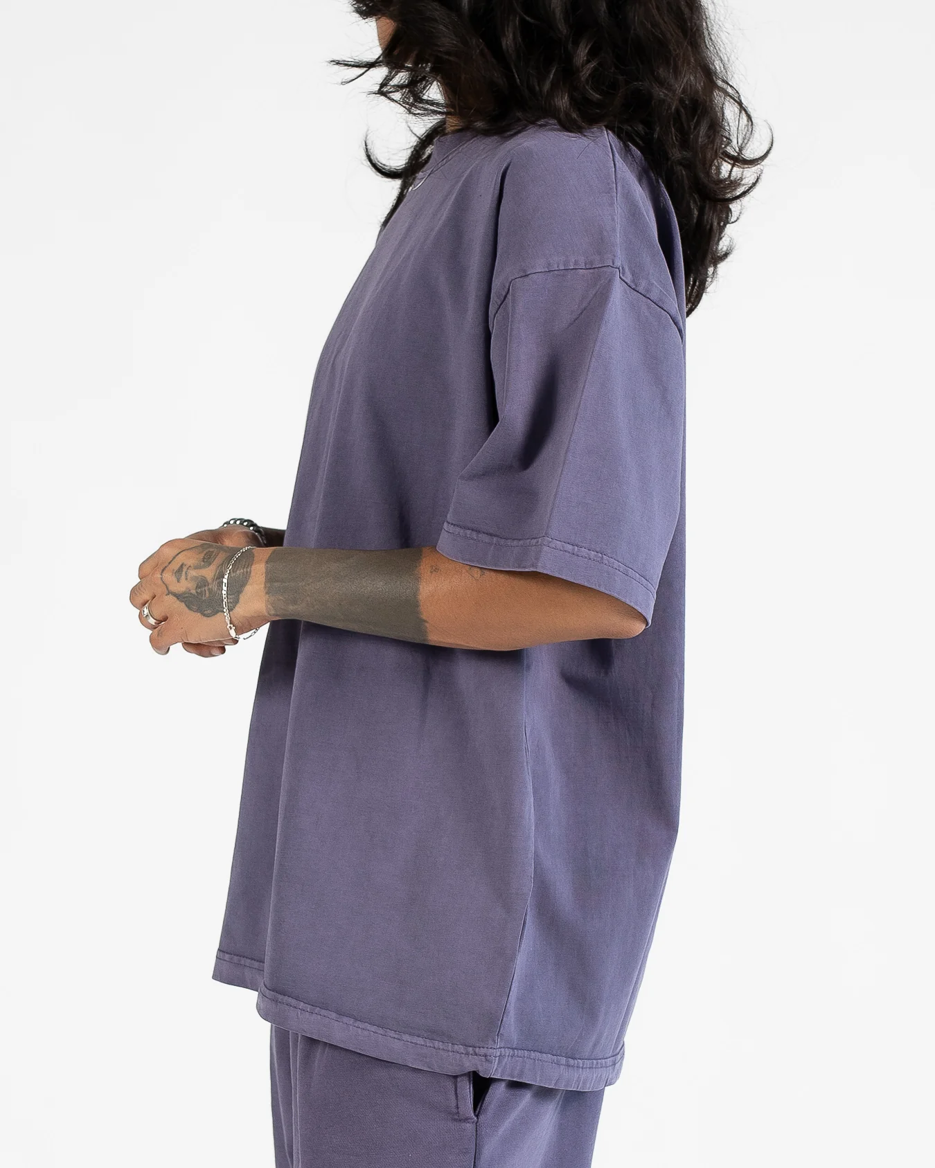 1936-drop-shoulder-t-shirt-vintage-midnight-4.webp Drop Shoulder T-Shirt - Vintage Midnight
