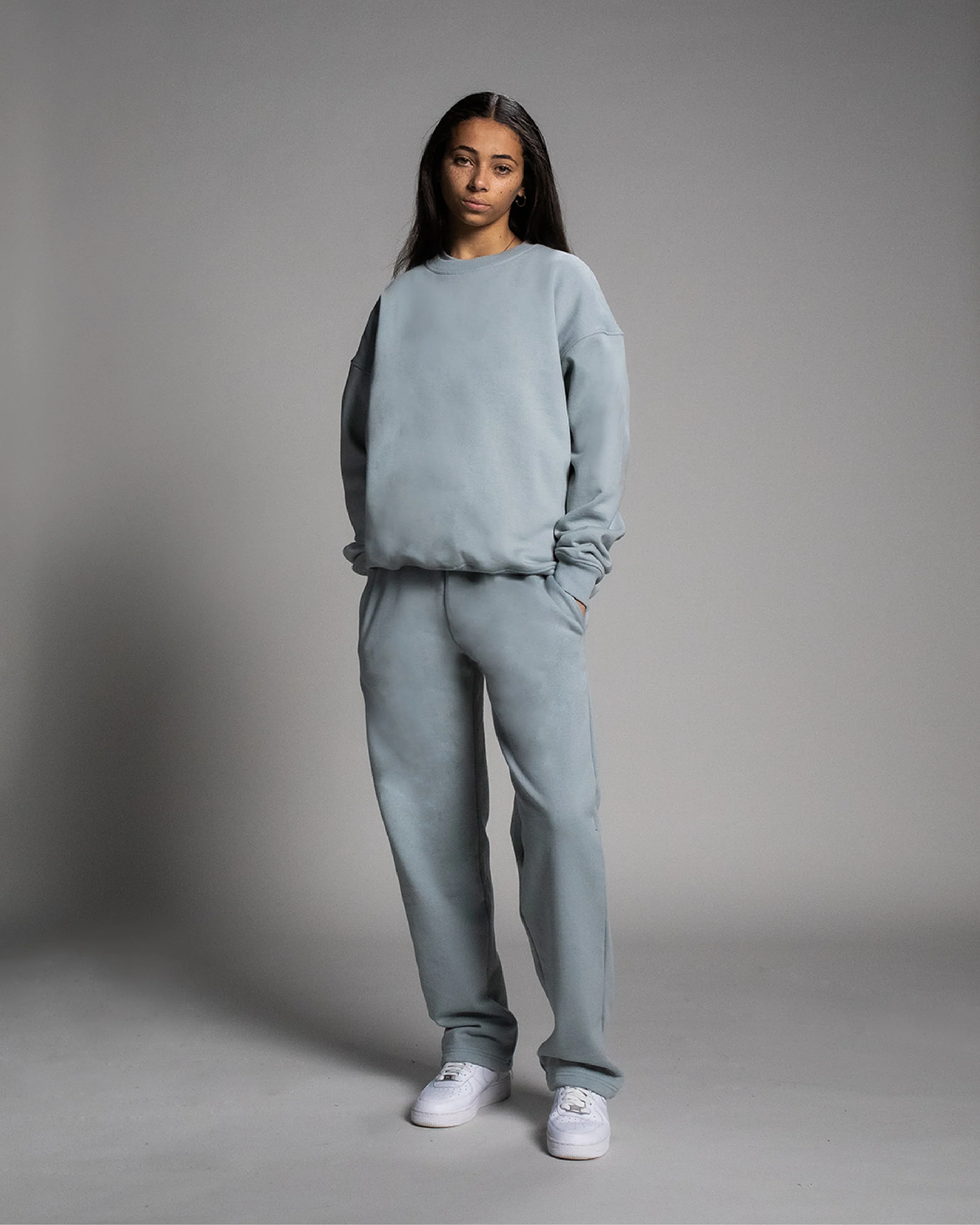 2130-open-bottom-sweatpants-slate-3.webp Open Bottom Sweatpants - Slate