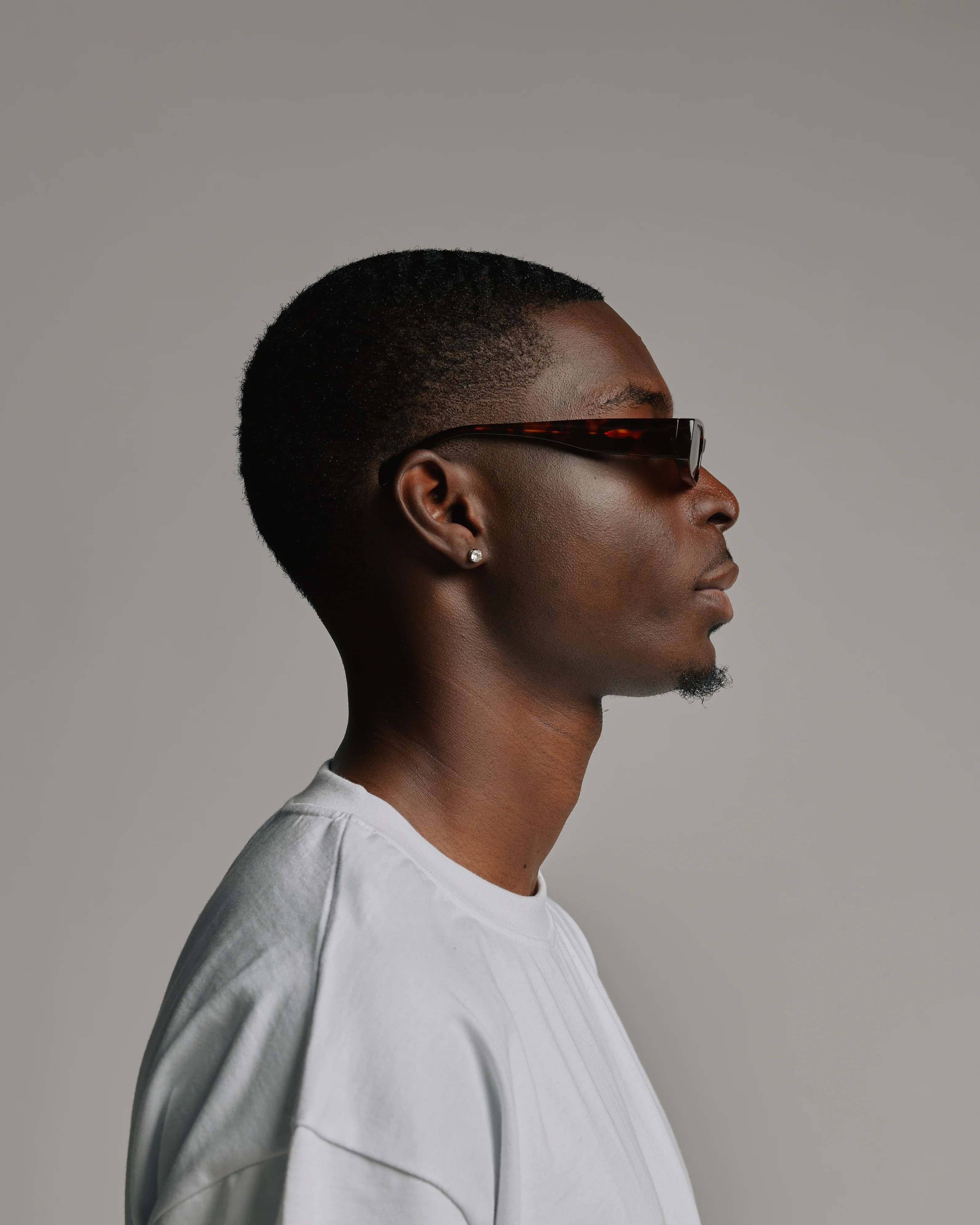 230-bleecker-sunglasses-tortoise-shell-4.webp Bleecker Sunglasses - Tortoise Shell