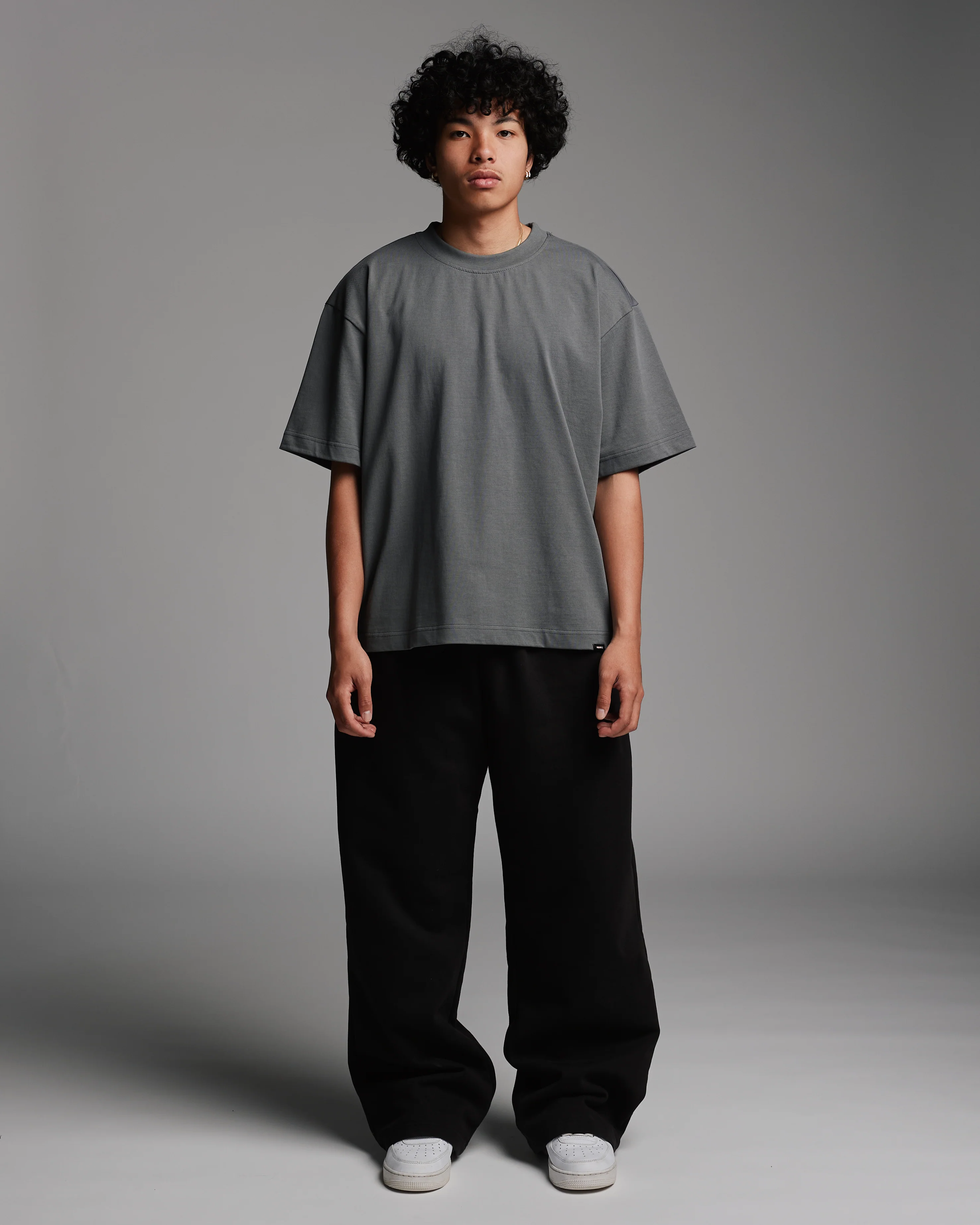 447-cropped-t-shirt-charcoal-2.webp Cropped T-Shirt - Charcoal