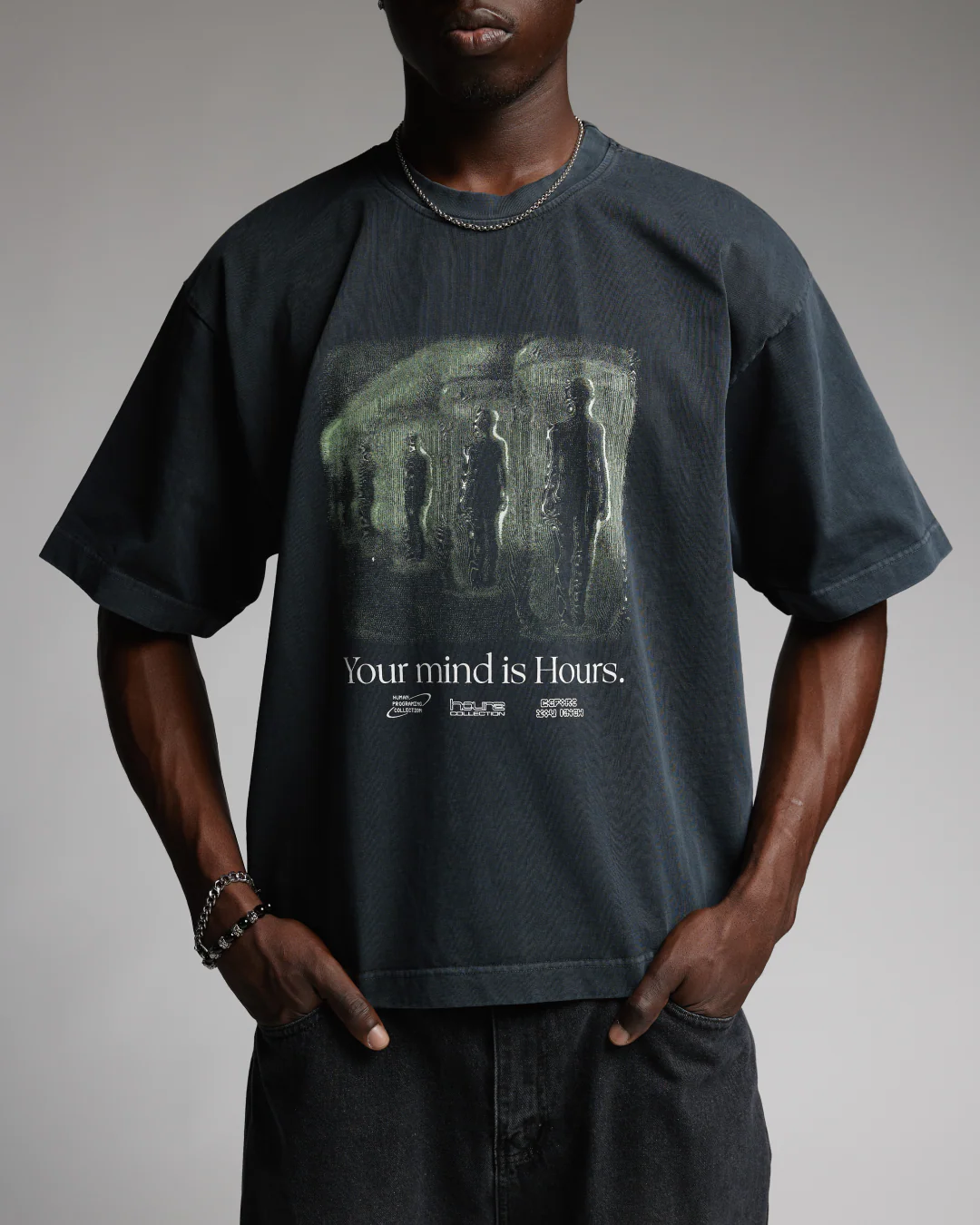 973-mind-is-hours-cropped-t-shirt-vintage-black-7.webp Mind is Hours Cropped T-Shirt - Vintage Black